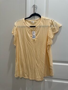 C&C California Pale Yellow Eyelet Flutter Sleeve Top